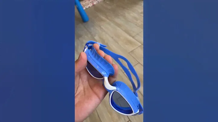Очки для плавания