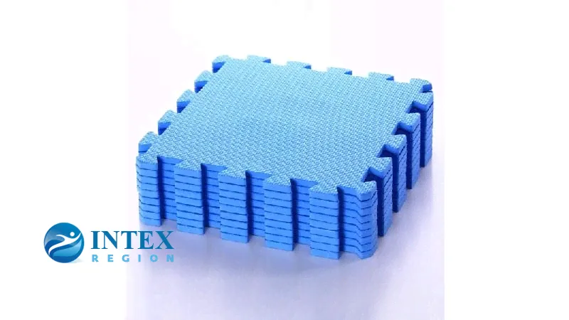 Подстилка Intex 29081 под бассейны (сборная, пазл, 8 штук) 50x50 см